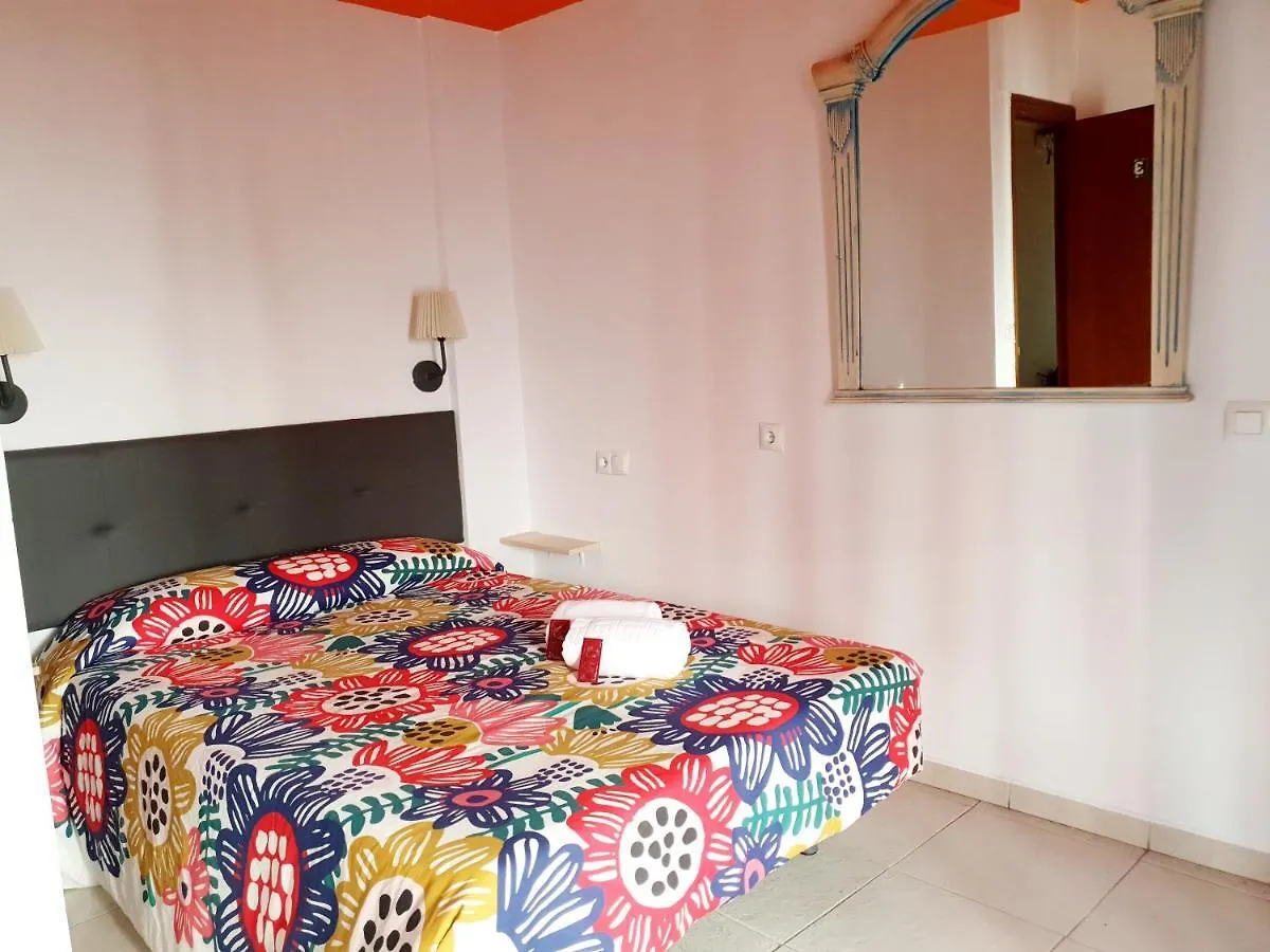 ** Guest house Hostal Funky By Arc House Spain